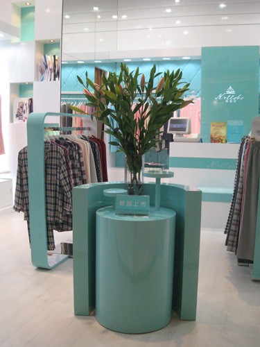 凯伦堡内衣店铺展示