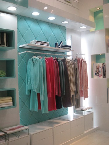 凯伦堡内衣店铺展示