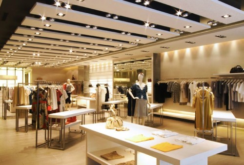 独身贵族女装店铺展示