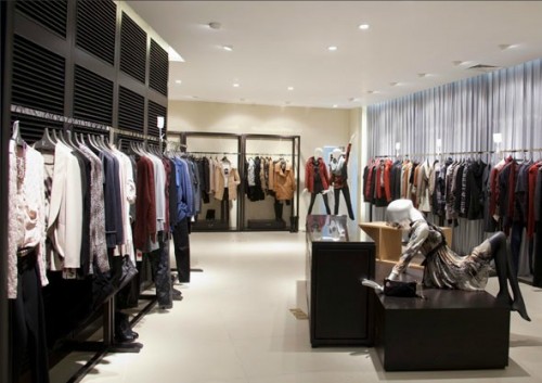 迪斯廷.凯女装店铺展示