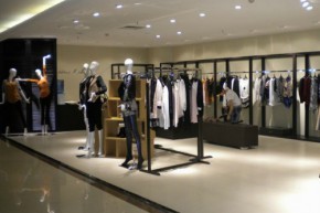 迪斯廷.凯-Distin Kidny店铺