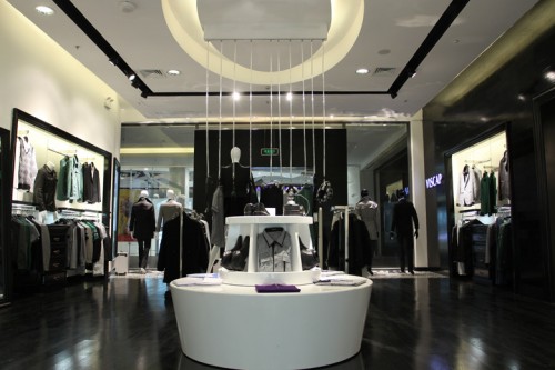 维斯凯女装店铺展示