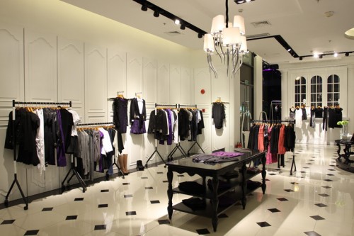 维斯凯女装店铺展示