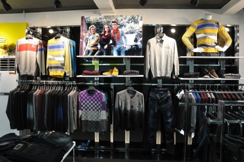 有性格男装店铺形象