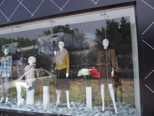 梦莱曼女装店铺展示