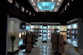 百丽挺内衣店铺