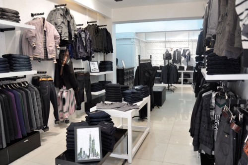 联邦欧诗兰男装店铺展示