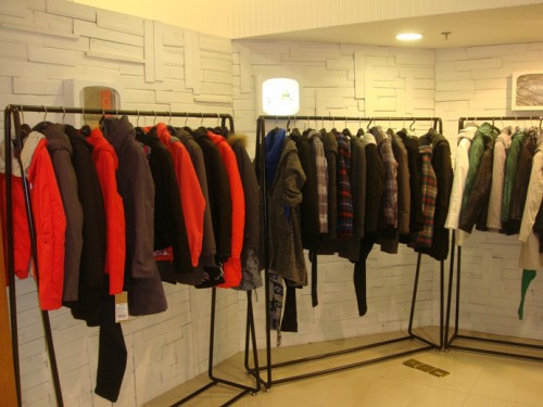 艾米丽女装店铺展示