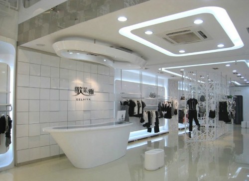 歌莱雅女装店铺展示