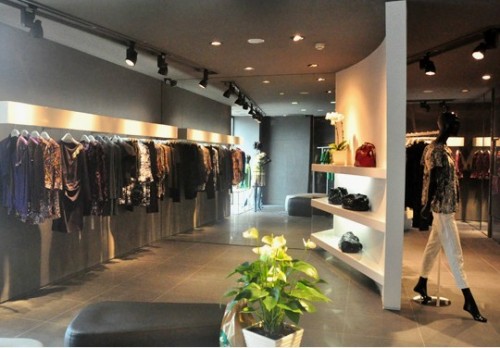 红人女装店铺展示