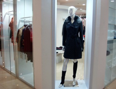 玛尔斯女装店铺形象