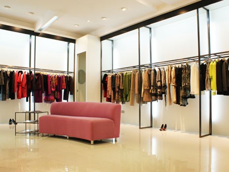 歌尔莉女装店铺展示