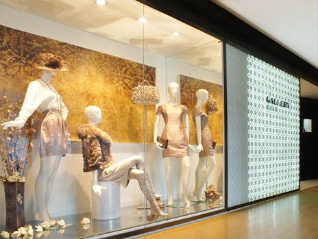 歌尔莉女装店铺展示