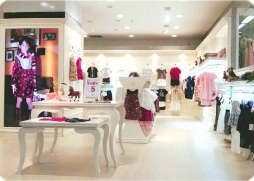 CAK童装店铺展示