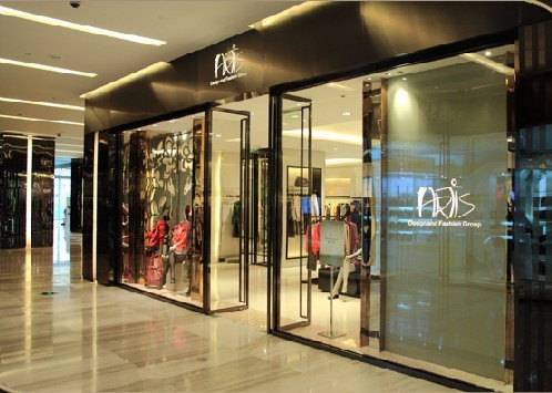 雅迪斯女装店铺展示
