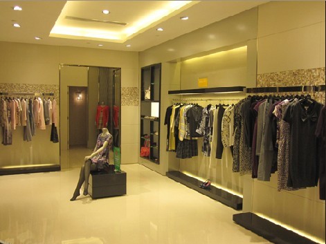 雅迪斯女装店铺展示