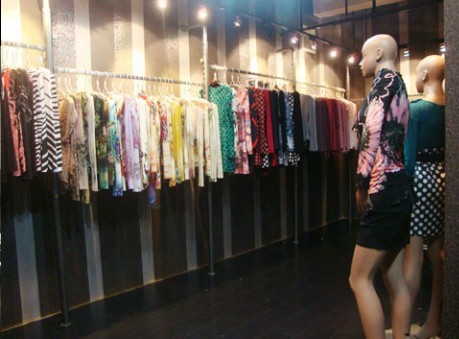 轩点服饰xuandian女装店铺展示