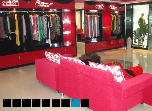 时尚女人女装店铺展示