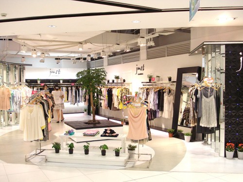 杰艾丝女装店铺展示