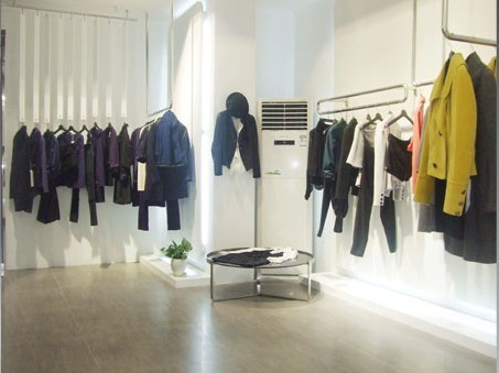 珂洛缔亚女装店铺展示