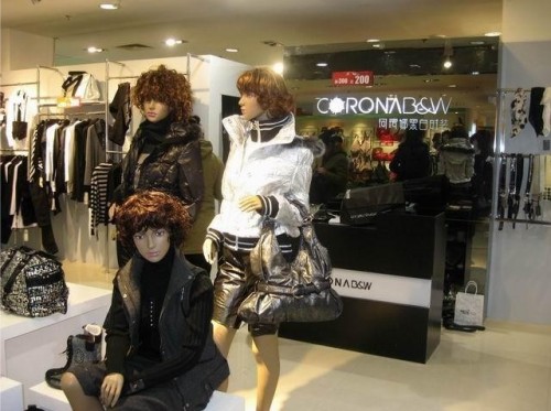 珂罗娜女装店铺形象