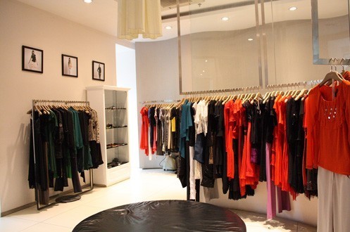 艾地.菲尔女装店铺形象