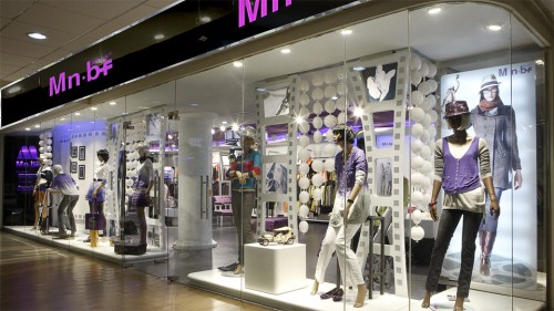 曼诺·比菲女装店铺形象