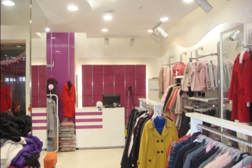 赑琪女装店铺展示