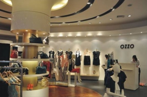 欧尼迩女装店铺形象