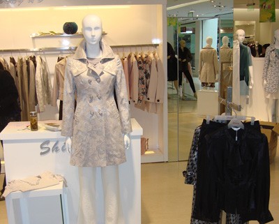 诗梦女装店铺展示