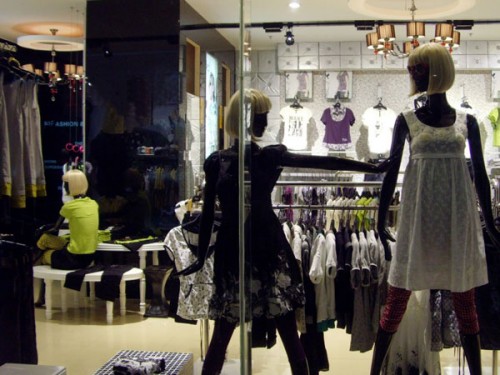 若好RUOHAO女装店铺展示