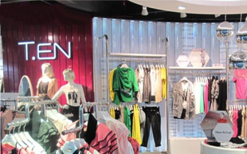 天恩女装店铺形象