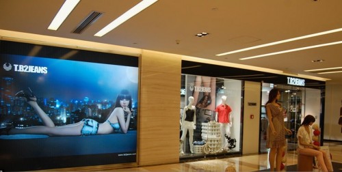 首尔猫女装店铺展示