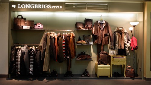 浪比时男装店铺展示