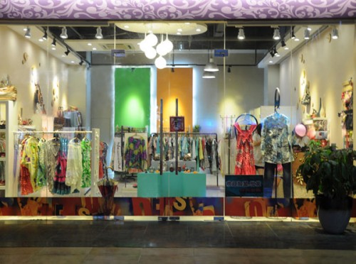 花开了花开了女装店铺形象