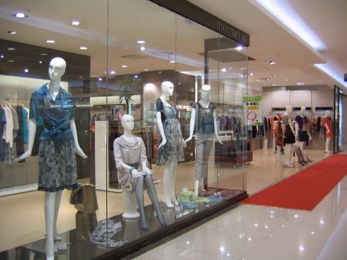 薇琳薇尔女装店铺形象