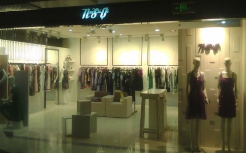 诺诗琪女装店铺展示