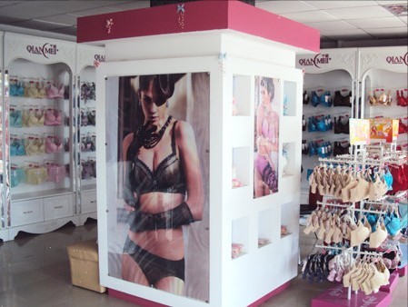 千媚内衣店铺展示