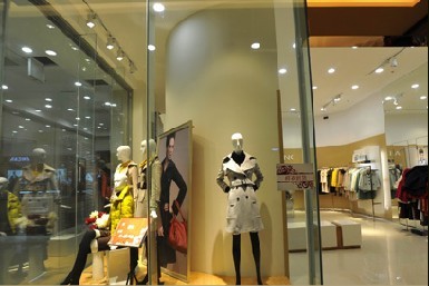 阿莱女装店铺展示