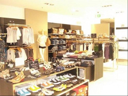 SHEN女装店铺形象