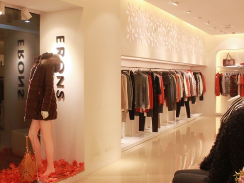 ERONS爱龙时尚优雅女装店铺形象