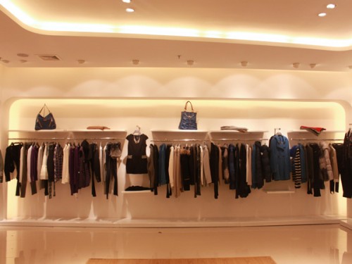 ERONS爱龙时尚优雅女装店铺形象