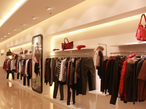 ERONS爱龙时尚优雅女装店铺形象