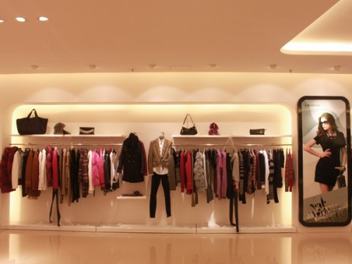 ERONS爱龙时尚优雅女装店铺形象