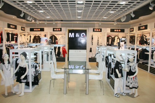 M&Q童装店铺展示