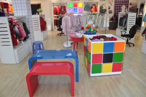 沐阳童童装店铺展示