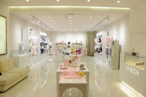 欧可童装店铺展示