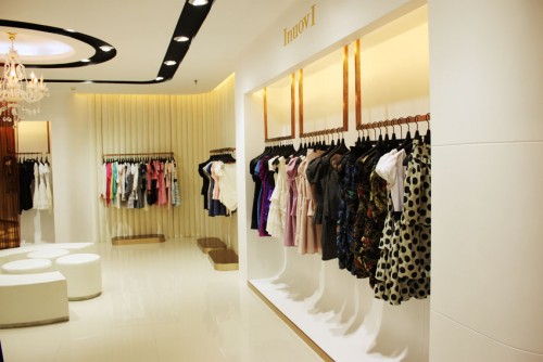 伊娜薇女装店铺展示