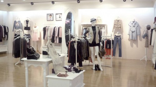 达妮娅女装店铺展示