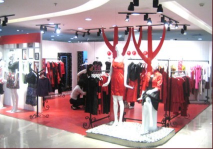 非牌女装店铺形象